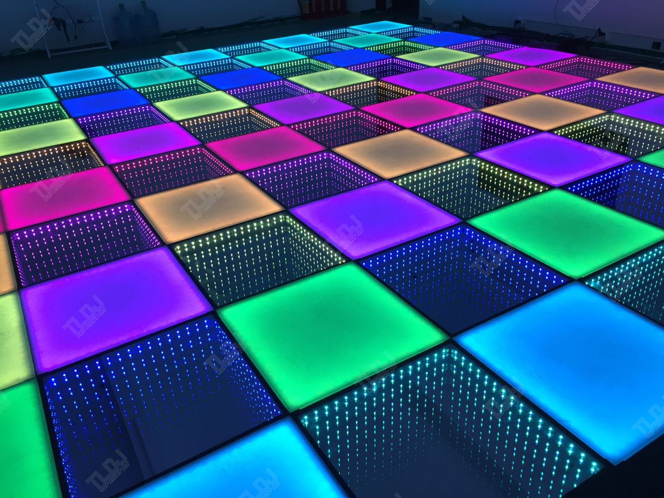 10x10ft 36 Panels 3D Infinity & Solid Top Light DJ Wireless LED Disco Dance Floor – Strong, Durable, and Water Resistant